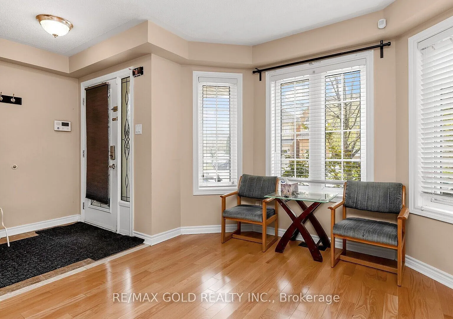 6 bed, $3,000 — Photo 4