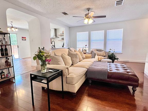 2nd image of 3204 Elizabeth Anne Ln #3204
