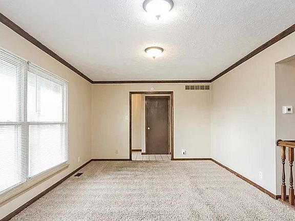 3rd image of 82003 Culpeper Dr
