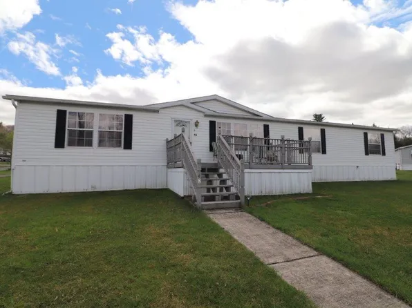 48 Shelby Dr #48, Lehighton, PA 18235