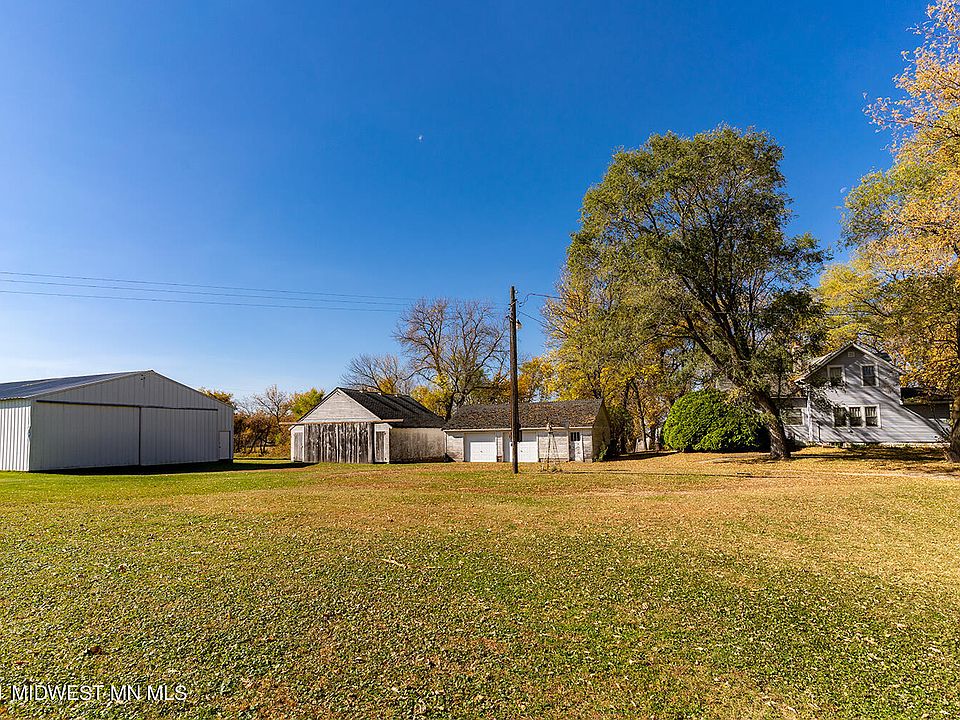 1st image of 5185 Woodland Trl