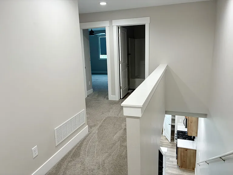 361 N Fanning Ave — Photo 16