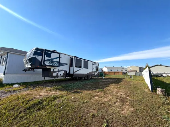 176 Greenwich Ln, Wood Buffalo, AB T9H 3Z3