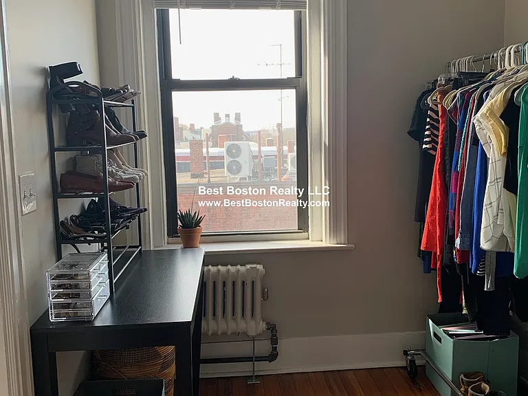 48 John F Kennedy St #20 — Photo 6