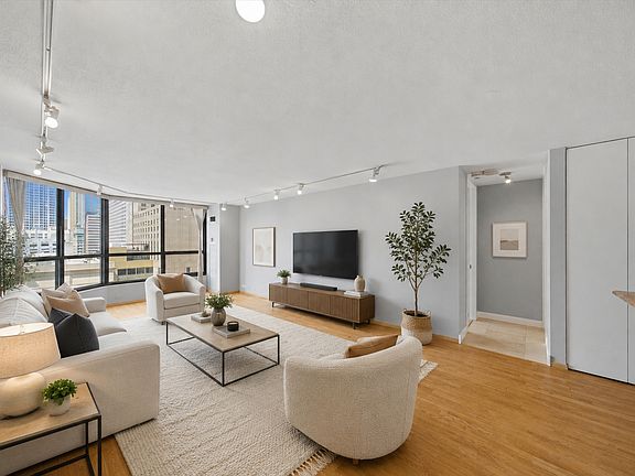 2nd image of 405 N Wabash Ave Unit 714