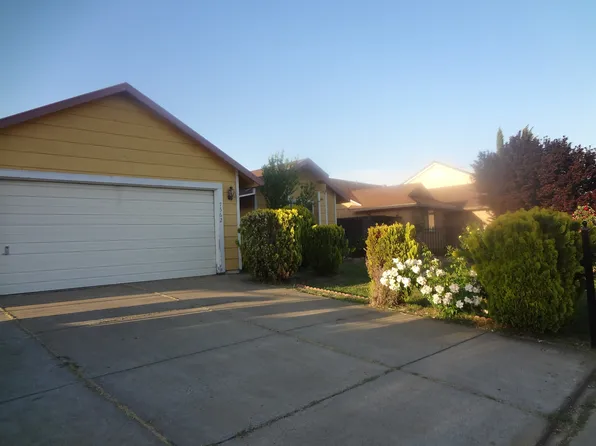 7562 Mandy Dr, Sacramento, CA 95823