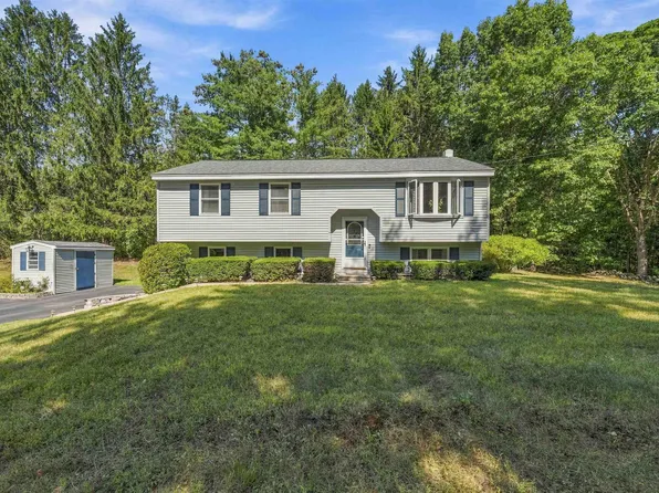 7 Bancroft Road, Londonderry, NH 03053