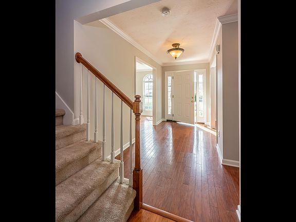 4th image of 11344 Woodcliff Dr