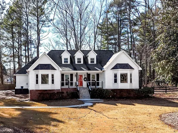 718 Robert Way, Powder Springs, GA 30127