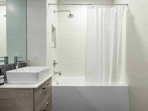 4th image of 3 W 128th St #4F