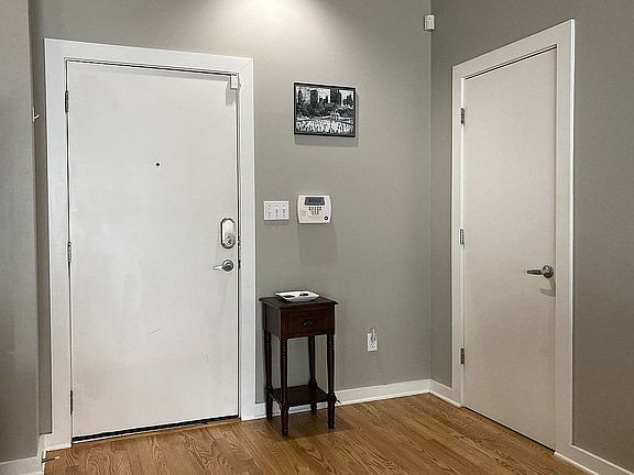 5th image of 6000 S Congress Ave #137
