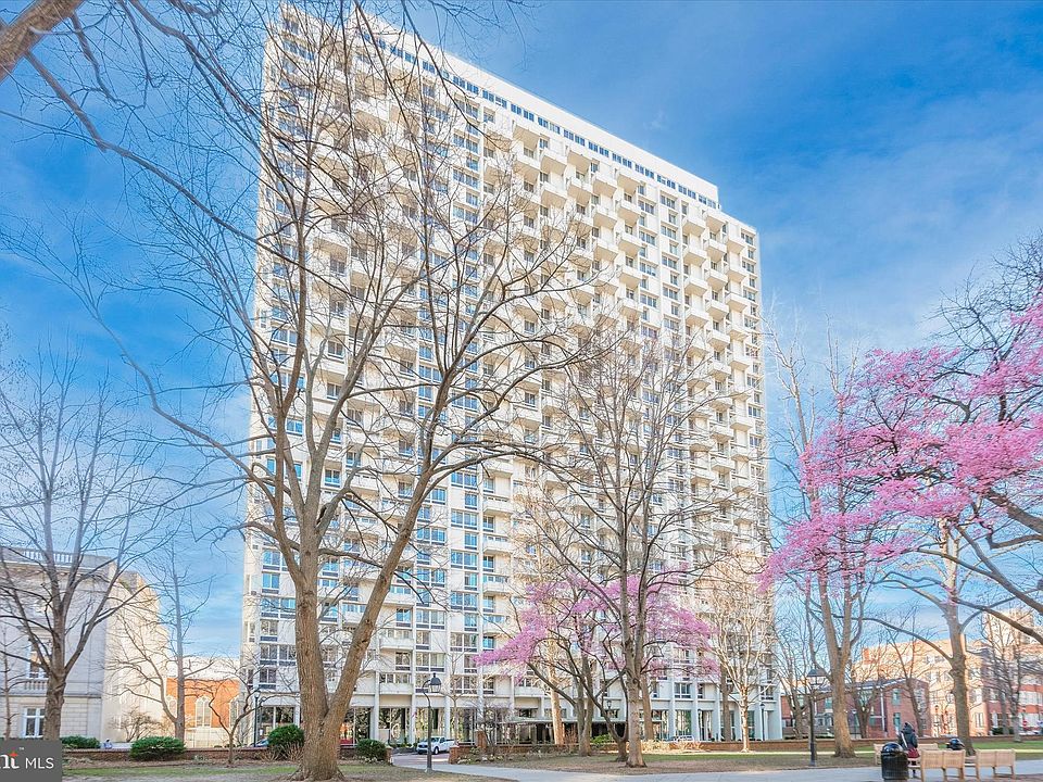 1st image of 604 S Washington Sq APT 408