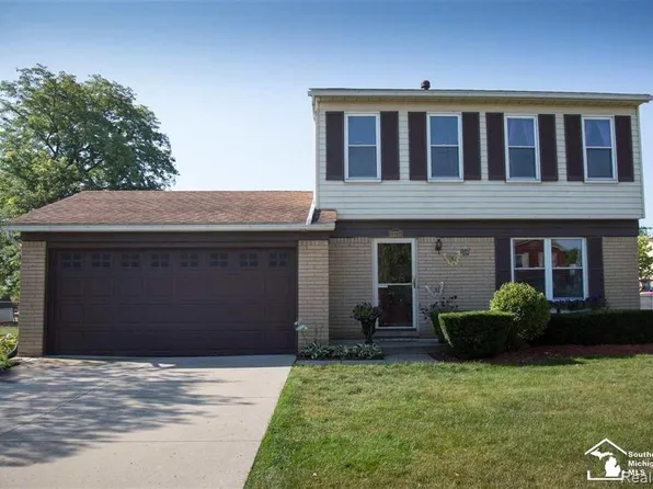 22257 Derby Rd, Woodhaven, MI 48183