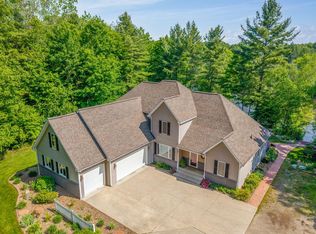 20202 Indian Dr, Paris, MI 49338