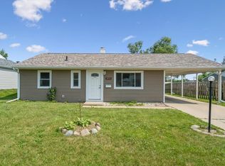2410 8th Ave SW, Cedar Rapids, IA 52404