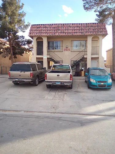 3515 E Thomas Ave #2 Photo 1