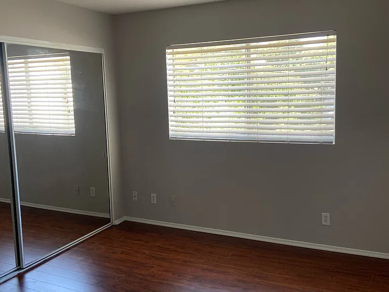 600 N Whitnall Hwy — Photo 16