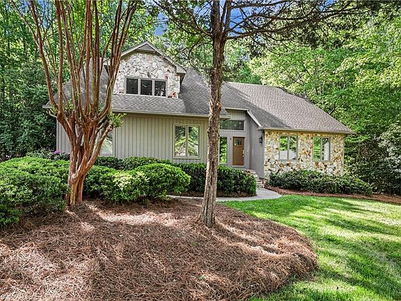 4th image of 5 Provence Ct
