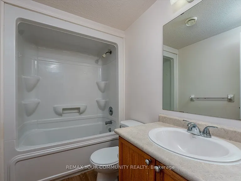 246 Spillsbury Dr #510 — Photo 14
