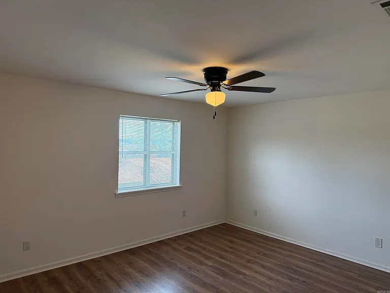 11417 Ethan Allen Dr — Photo 10