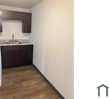 421 Southern Blvd NW — Photo 1