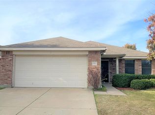 13113 Fieldstone Rd, Fort Worth, TX 76244