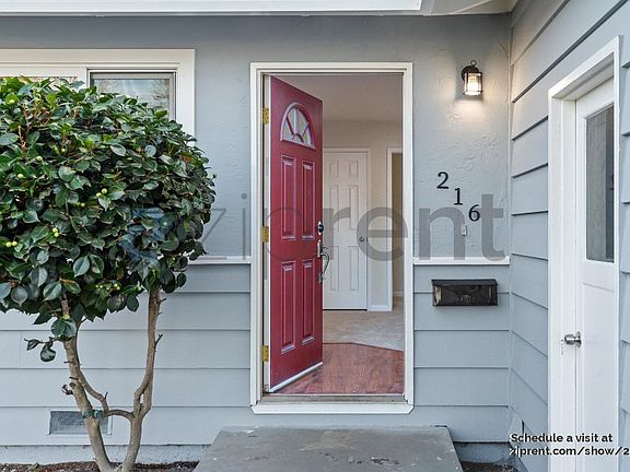 3rd image of 216 Budd Ave