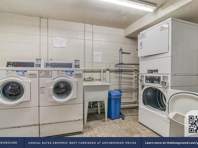 Washer/Dryer in Apartment
