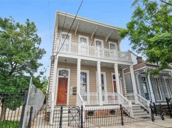1416 Carondelet St APT C, New Orleans, LA 70130