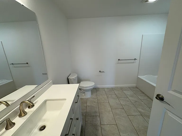 1 Kana Ln #205 — Photo 10