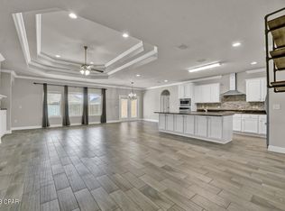 272 Lottie Loop, Freeport, FL 32439