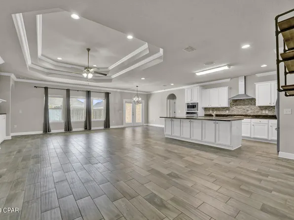 272 Lottie Loop, Freeport, FL 32439