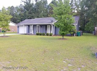 4313 Bridge St, Hope Mills, NC 28348