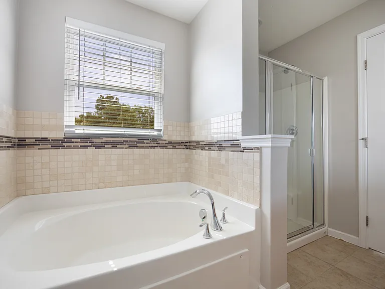 3563 Gabrielle Ln — Photo 17