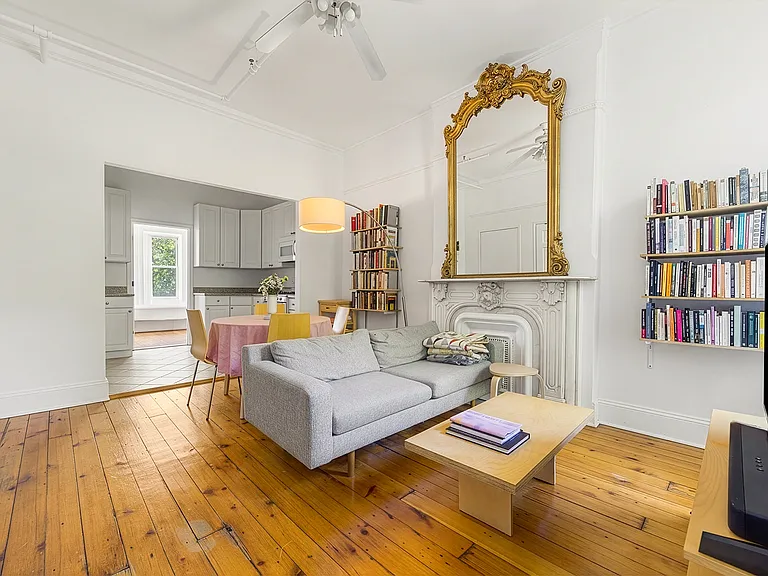 21 Brevoort Pl #3 — Photo 3