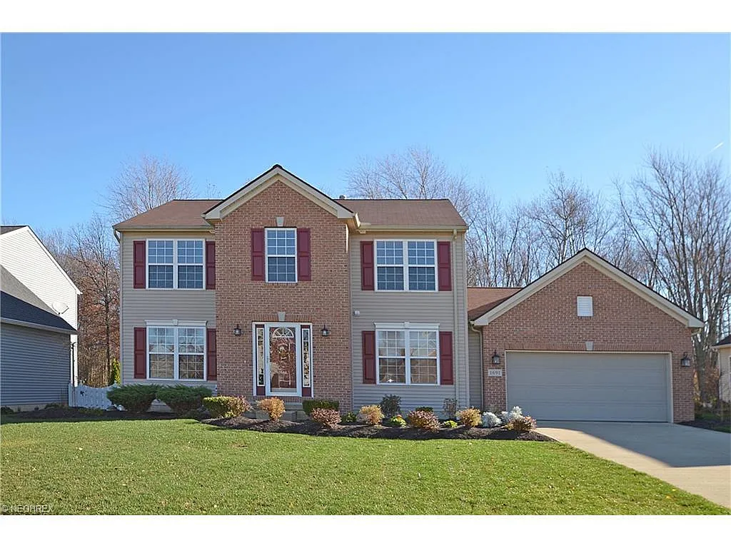 1691 E Ash Dr photo 1