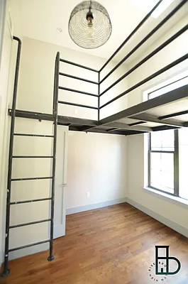 Rented by Miron Realty Group | media 23