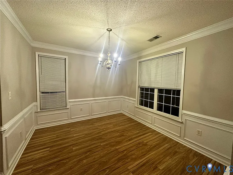 5442 Fuller Dr — Photo 26