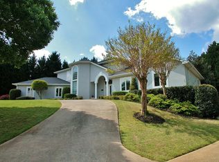 2906 Pointe Dr, Gainesville, GA 30506