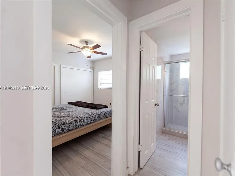7845 NE Bayshore Ct #8 — Photo 14
