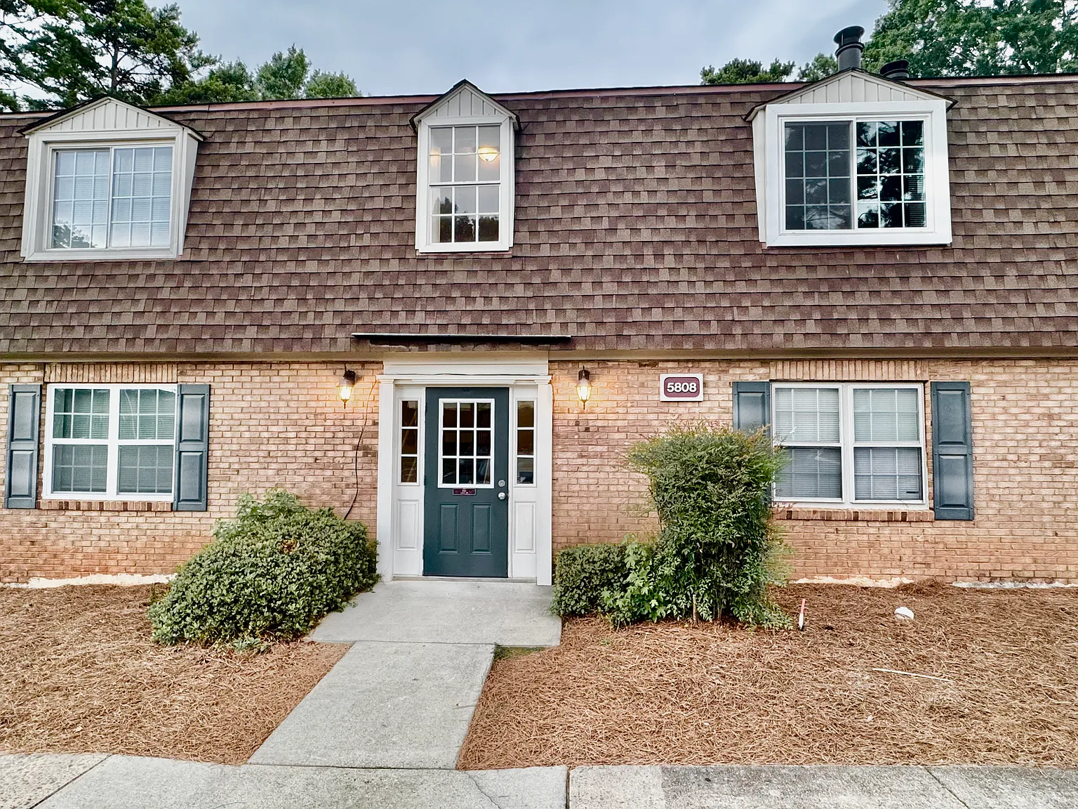 1 bed, 686 sqft, $1,200 — Photo 2