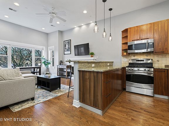 3rd image of 4644 N Paulina St APT 3S