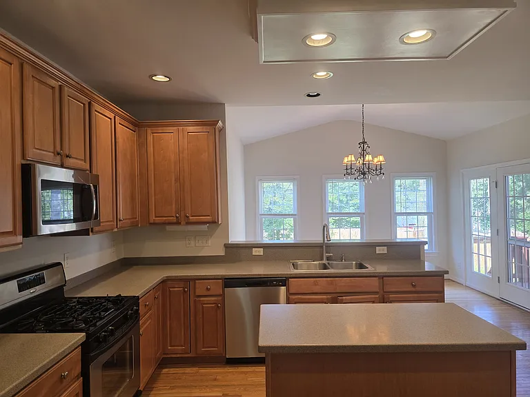9521 Pine Trails Ct — Photo 16