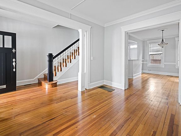 5th image of 7 Strawberry St