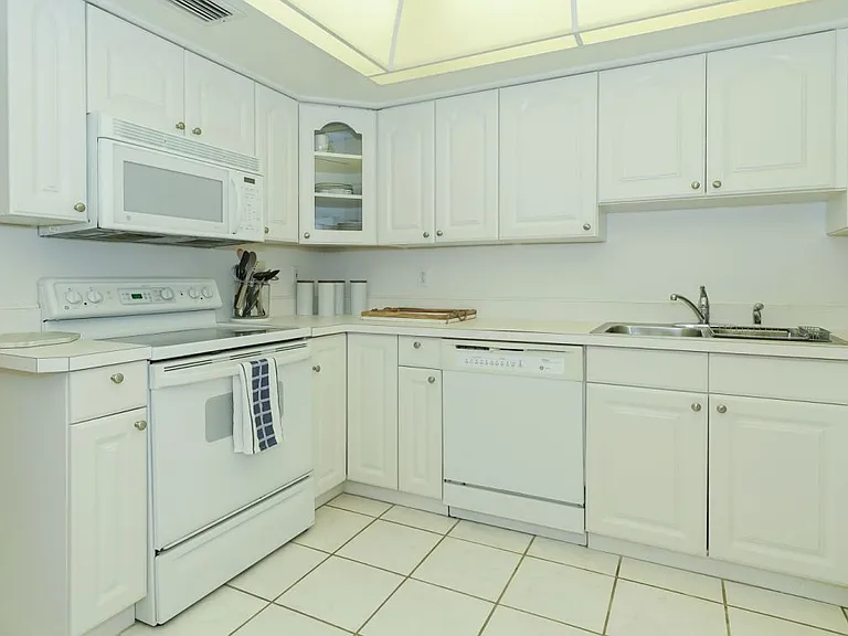 1700 Benjamin Franklin Dr #11B — Photo 14