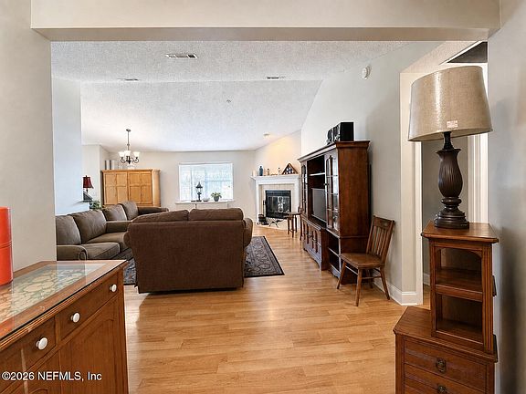 4th image of 13214 HARTWELL Drive