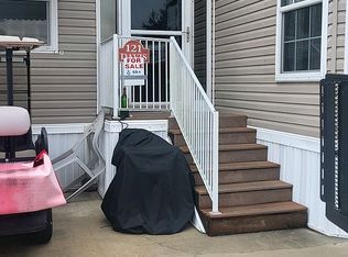 121 Small Mouth Ln NE, Moore Haven, FL 33471