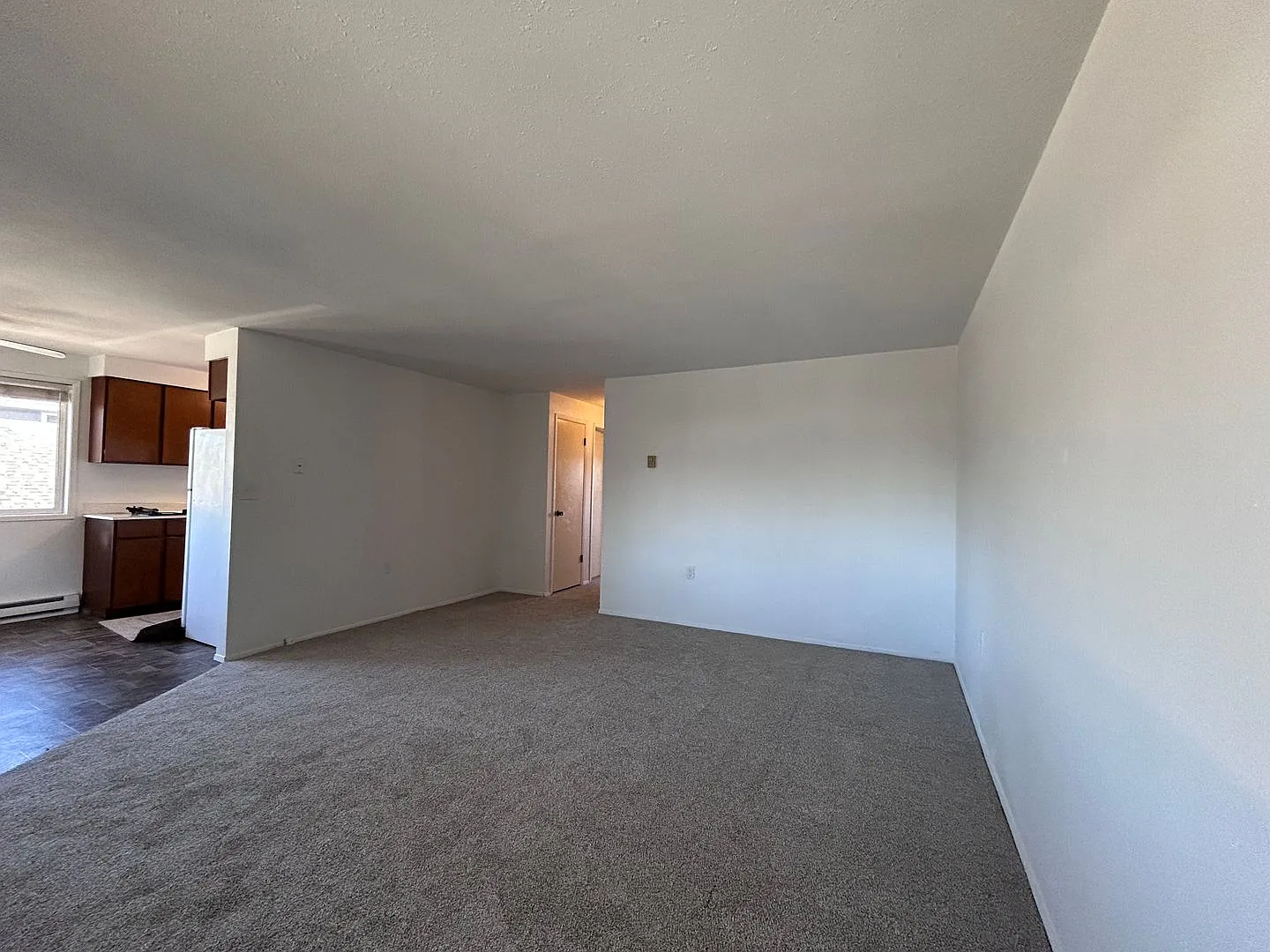 2 Bedroom, 1 Bathroom Upper-Level Unit in Bellingham — Photo 4