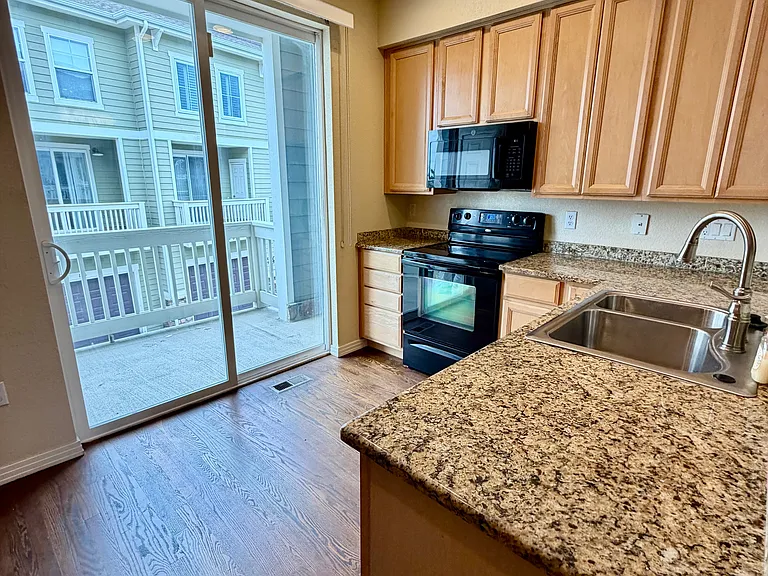 9404 Ashbury Cir #103 — Photo 3