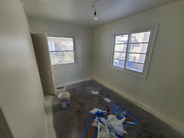 5739 N 32nd St — Photo 5